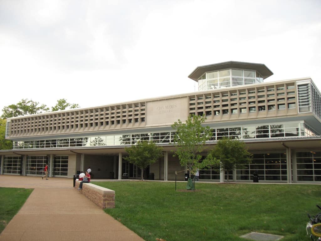 WashU St. Louis campus